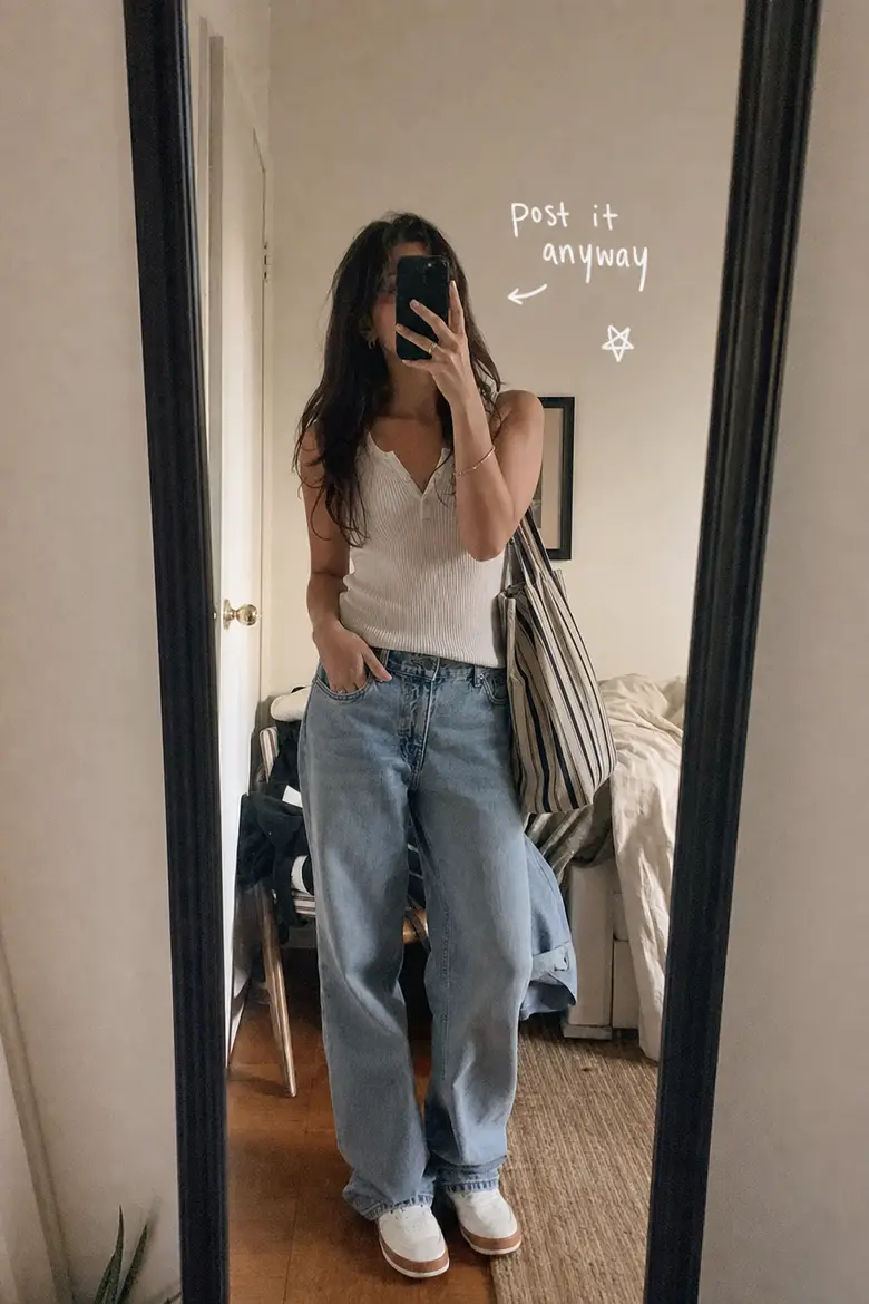 A mirror-selfie lifestyle photo idea from one photo.